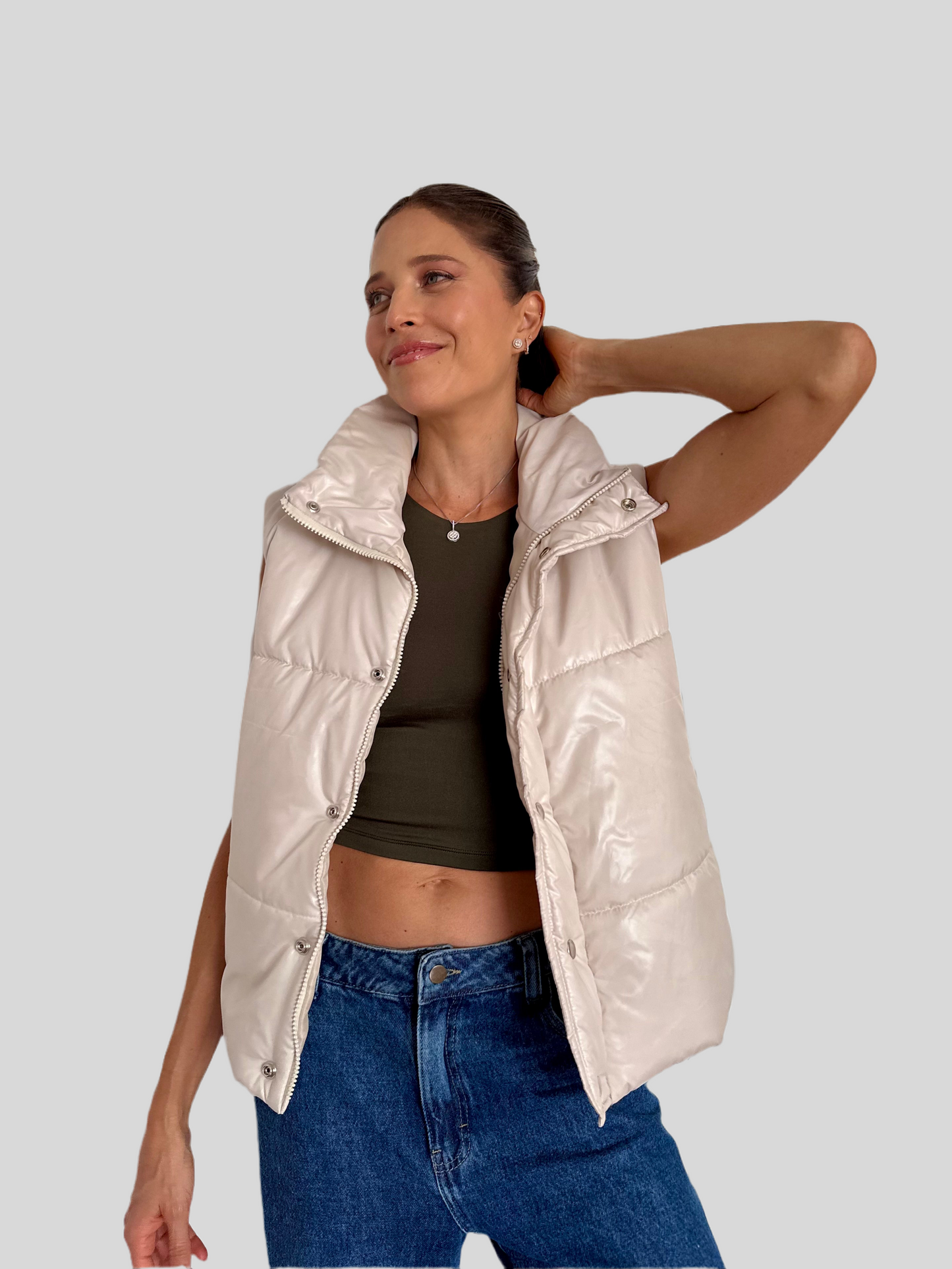 Chaleco puffer Atenea - hueso