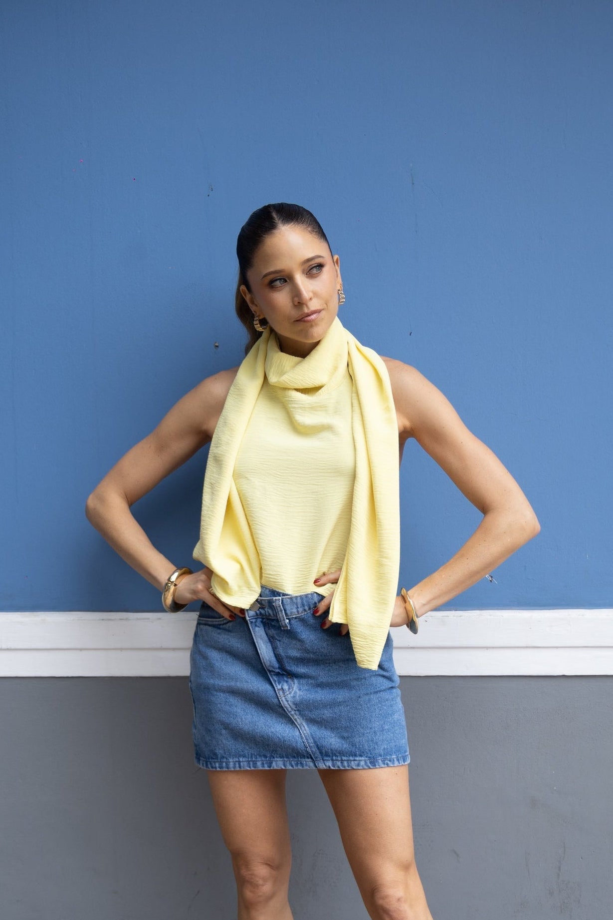 Top halter Galia - butter yellow